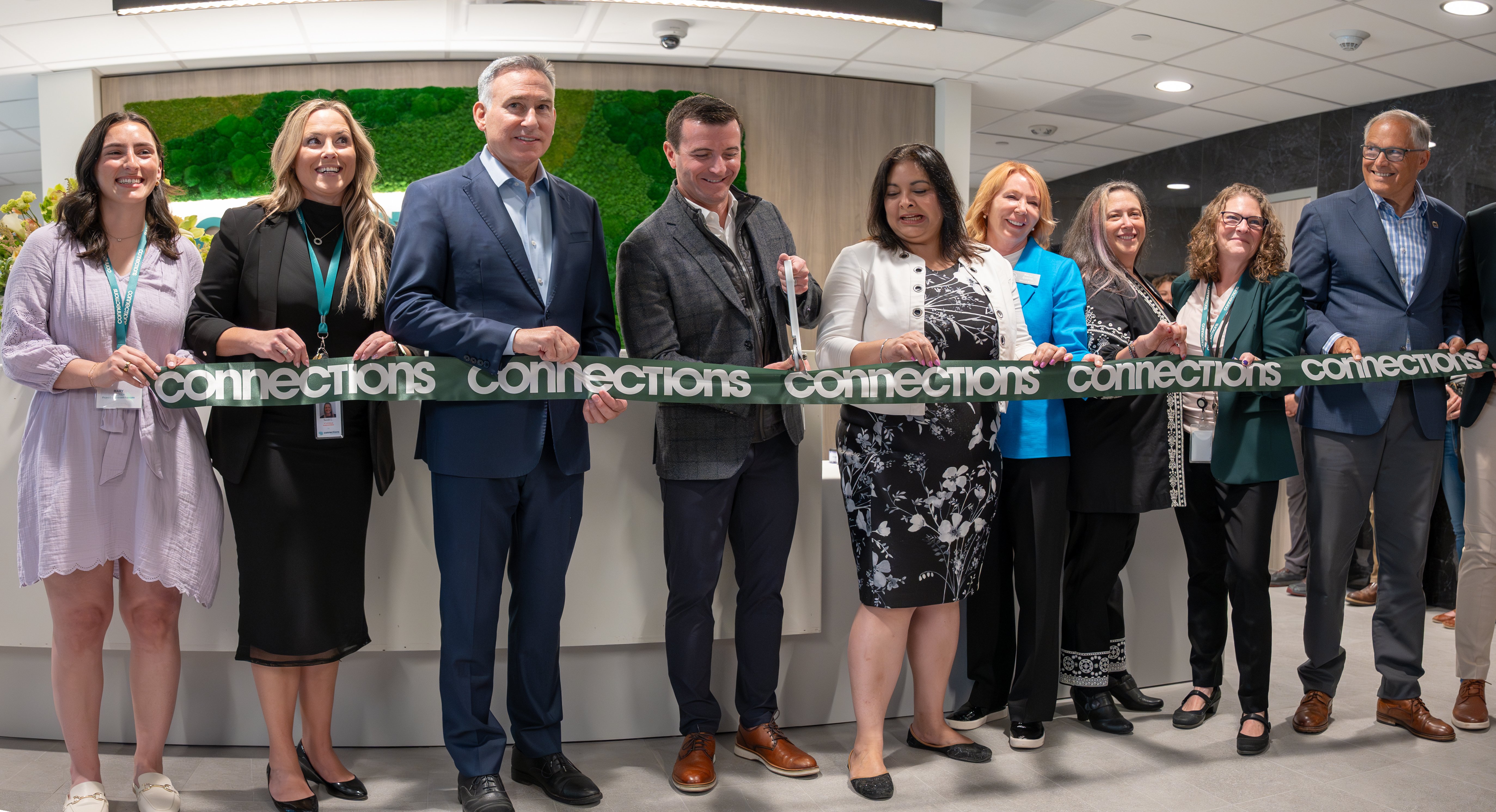 Connections Kirkland ribbon cutting